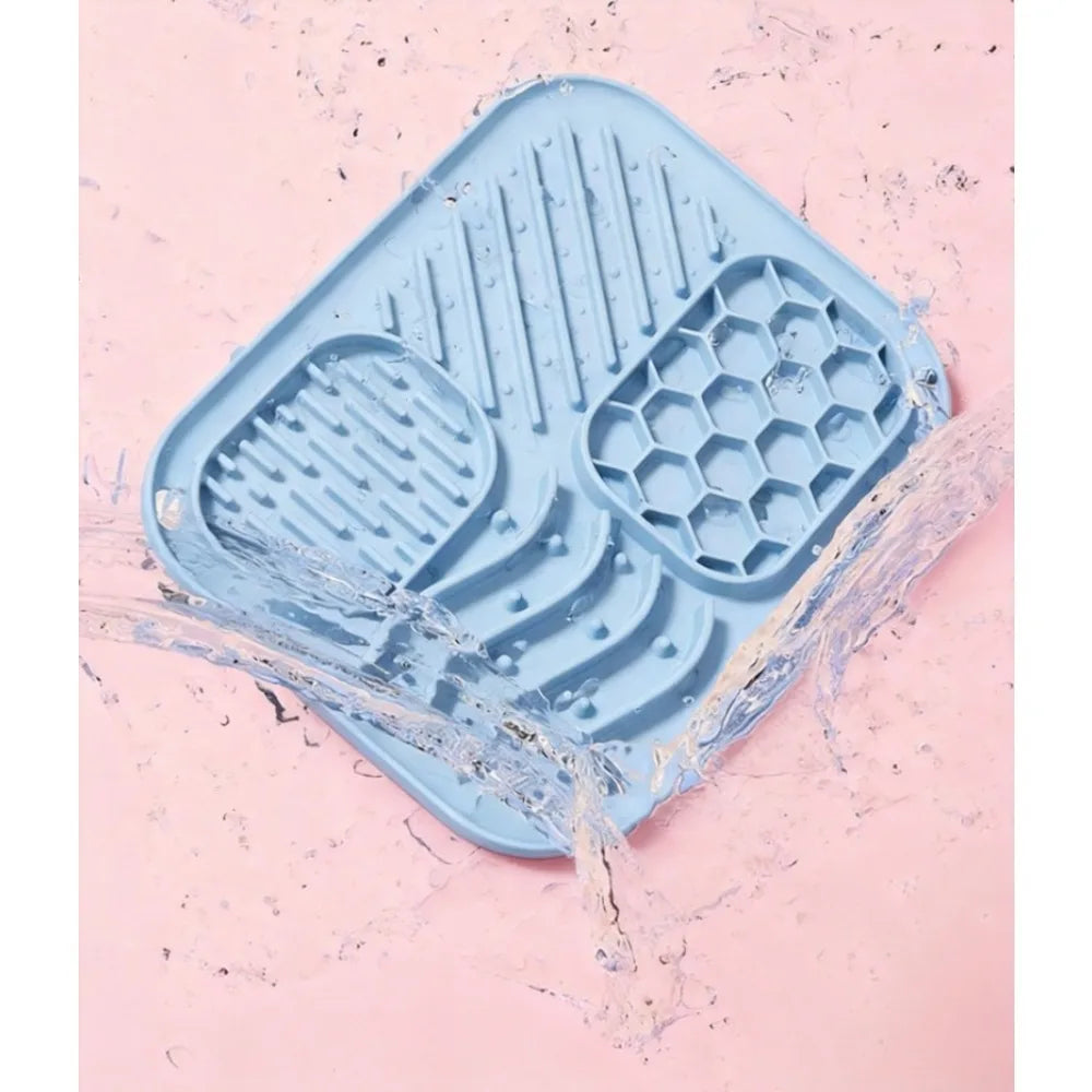 Silicone Pet Slow Feeder Mat Anti-choking Pet Licking Mat for Dogs Non-slip Dog Slow Food Plate with Suction Cups Pet Supplies