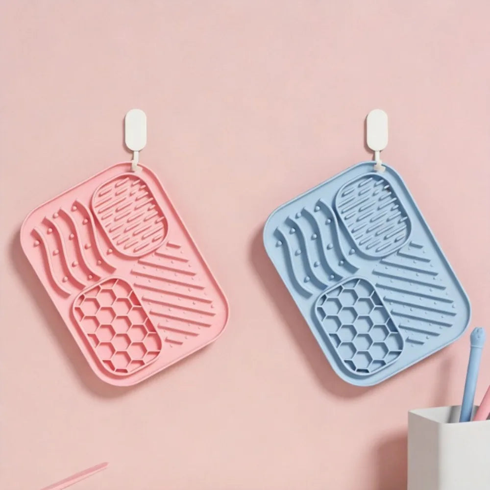 Silicone Pet Slow Feeder Mat Anti-choking Pet Licking Mat for Dogs Non-slip Dog Slow Food Plate with Suction Cups Pet Supplies