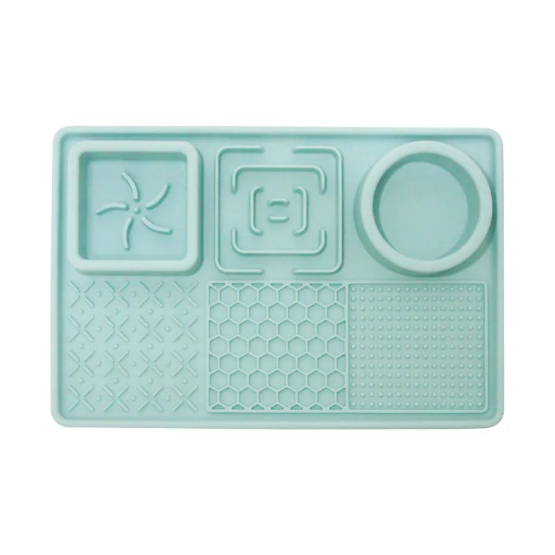 Dog Licking Pad with Suction Cup Food Grade Silicone Slow Feeding Mat Anti-Slip Lick Plate for Anxiety Relief Pet Supplies