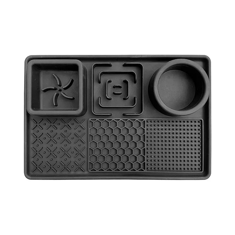 Dog Licking Pad with Suction Cup Food Grade Silicone Slow Feeding Mat Anti-Slip Lick Plate for Anxiety Relief Pet Supplies