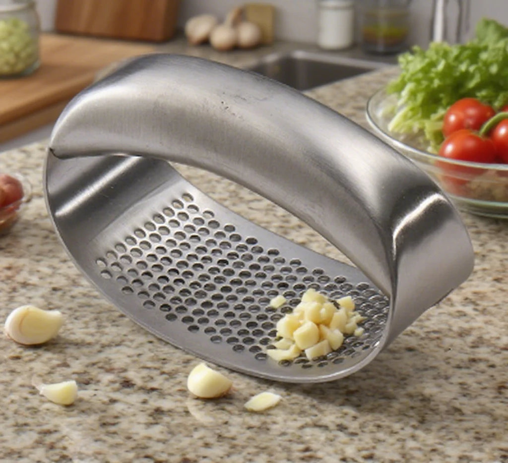 1 pcs 304 Stainless Steel Garlic Press Household Garlic Masher Kitchen Garlic Grinder Press Kitchen Accessories Tool