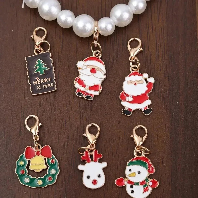 Wholesale Christmas Keychains Pendants Santa Alloy Ornament DIY Necklaces Earrings Bracelets Holiday Party Decoration Supplies
