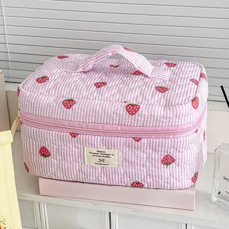 Pink Girl Embroidery Strawberry Children's Schoolbag Student Birthday Gift 2026 New Japanese Cartoon Pink Backpack Book Bags