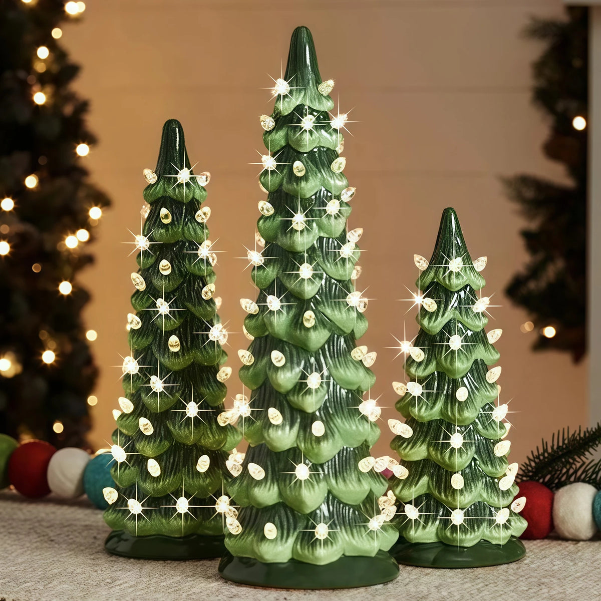 Retro Hand-Painted Tabletop Christmas Trees with LED Lights Resin Colorful LED Mini Christmas Tree for Home Christmas Decoration