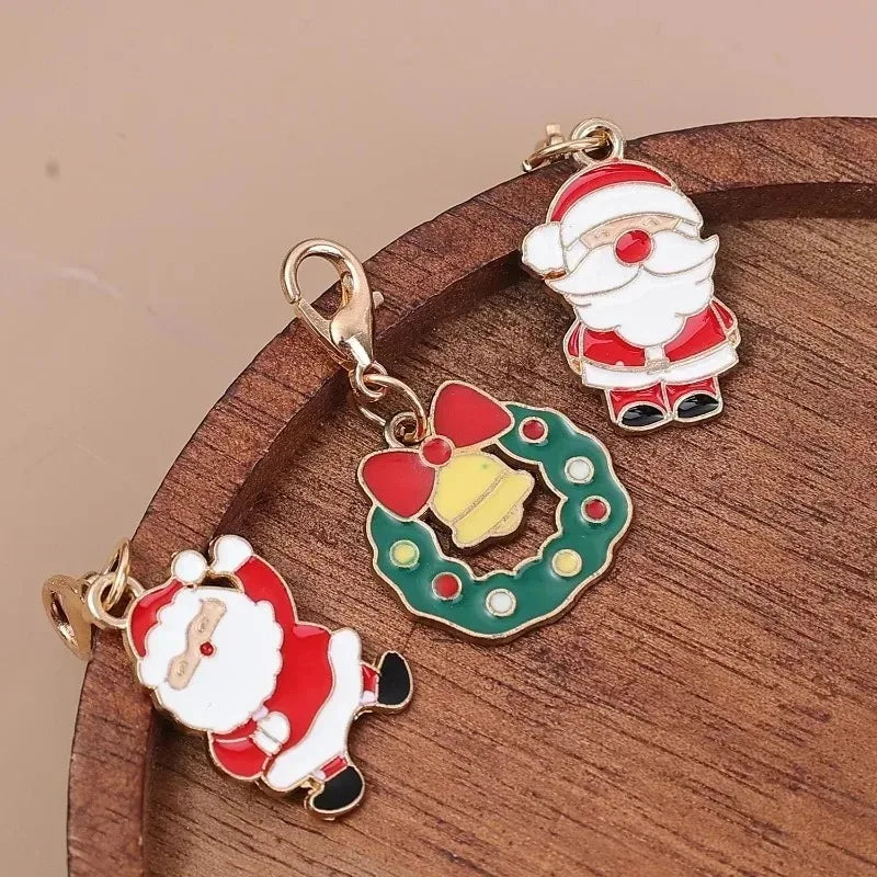 Wholesale Christmas Keychains Pendants Santa Alloy Ornament DIY Necklaces Earrings Bracelets Holiday Party Decoration Supplies